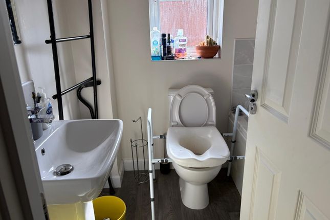 14, Airedale Drive, Brough photo 4