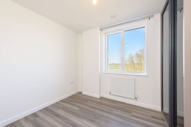 Ridgeway Views, Mill Hill photo 4