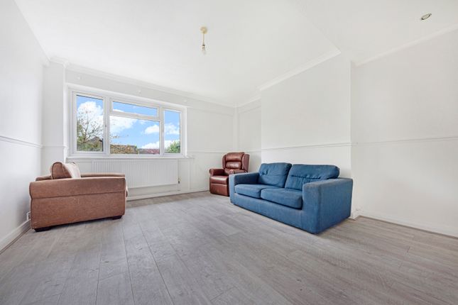 Thumbnail Flat to rent in Stansfeld House, Longfield Estate