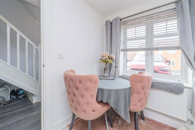 5, Aldgate Close, Telford photo 4