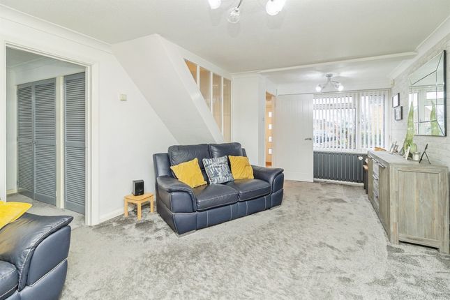15, Burns Road, Milton Keynes photo 4