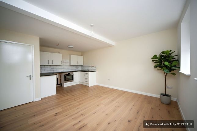 Apt 8 Redcat Residence Leigh Road, Hindley Green, Wigan photo 2