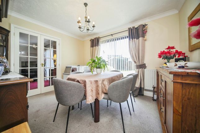 13, Barleyfields, Bury St. Edmunds photo 4