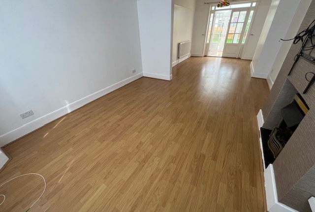 Property to rent in King Georges Avenue, Southampton