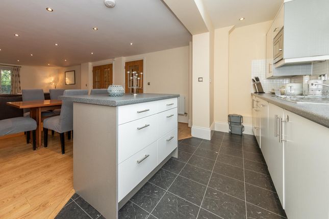 Flat Flat 1, Eldon Lodge 196-200, Kings Road, Reading photo 2