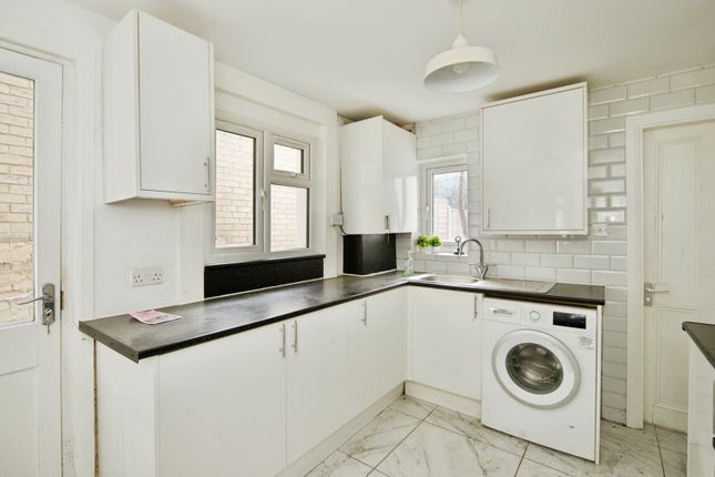 Somerset Road, London photo 2