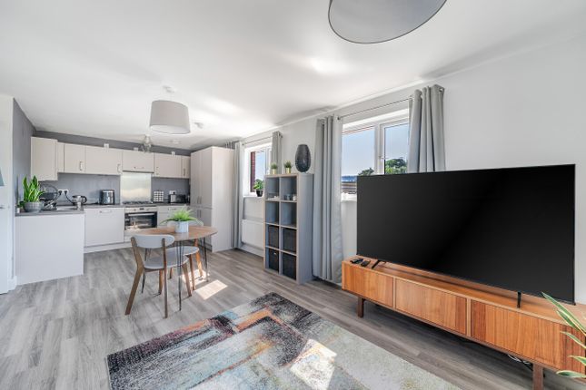 Apartment 12,, Oaklea House, Sion Close photo 3