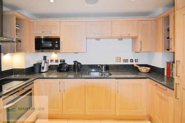 Sheerwater Road, Addlestone photo 4