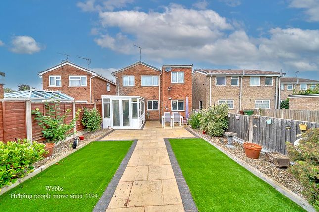 10, Albany Drive, Rugeley photo 2