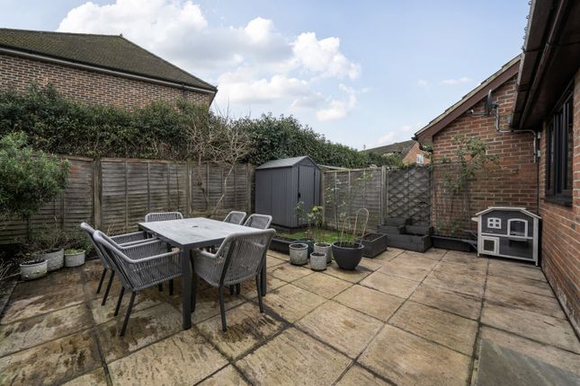 6, Willow Mews, Witley, Godalming photo 2