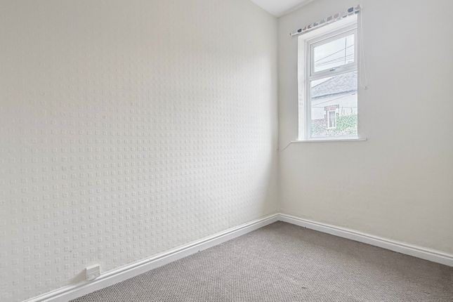 80, Greenway Street, Darwen photo 3