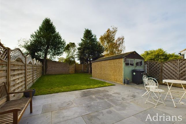 15, Gilmore Way, Chelmsford photo 2
