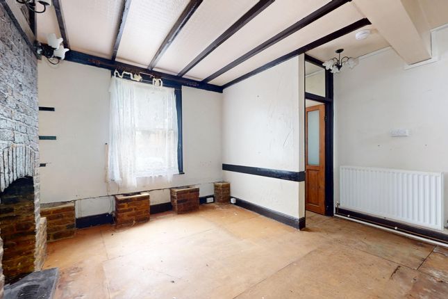 249 Eversleigh Road, London photo 5