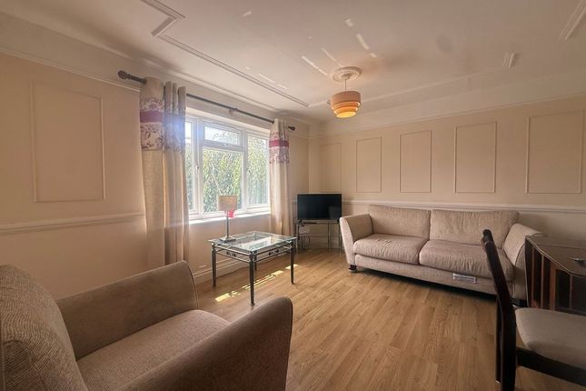 Flat 2, 21, Duncan Road, Chichester photo 3