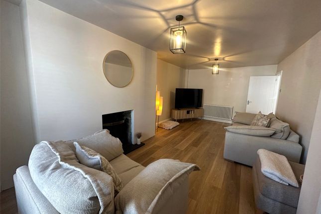 29, Rhedyw Road, Caernarfon photo 2