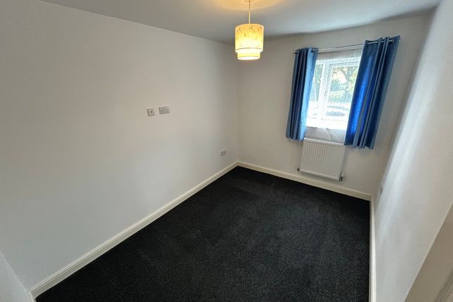 16, Langdale Gardens, Blackpool photo 3