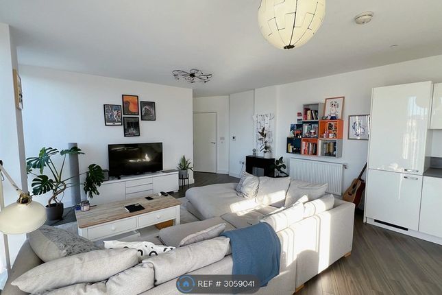 Dixie Court, Adenmore Road, London photo 3