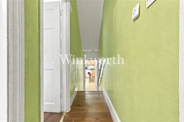 25L, Duckett Road, London photo 4