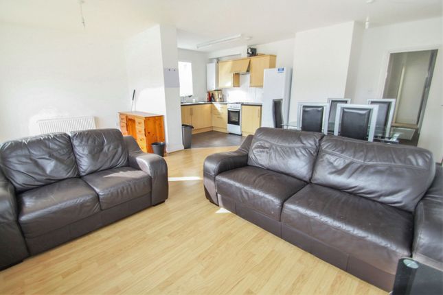59 Capstone Road, Bournemouth photo 2