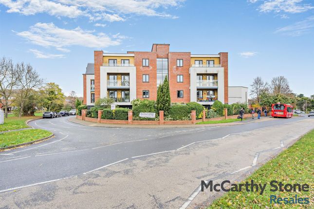 28 Landmark Place, Moorfield Road, Denham Green photo 4
