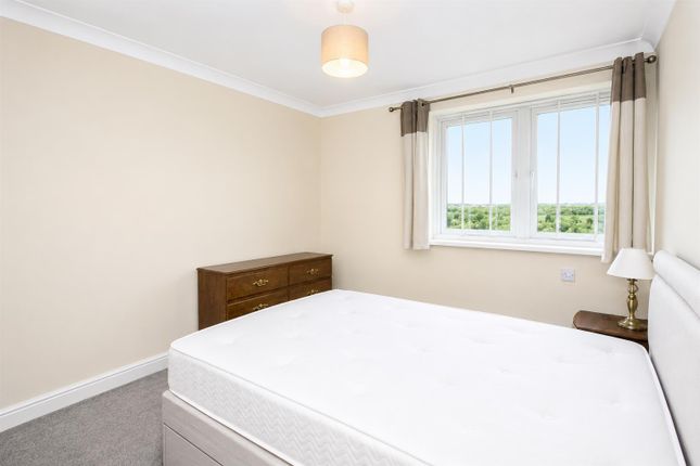 15, Haydon Close, Newcastle Upon Tyne photo 4