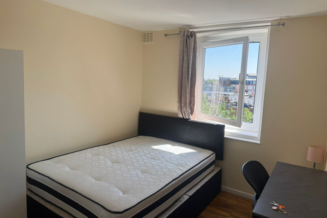 40, Hall Place, London photo 2