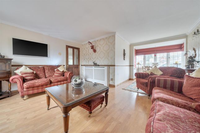 9, Kingfisher Close, Bedford photo 4
