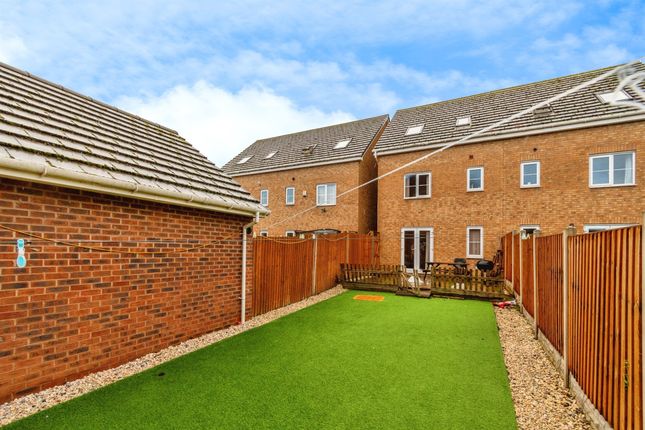 4-bed house on 37, Bagnalls Wharf, Wednesbury, £280,000