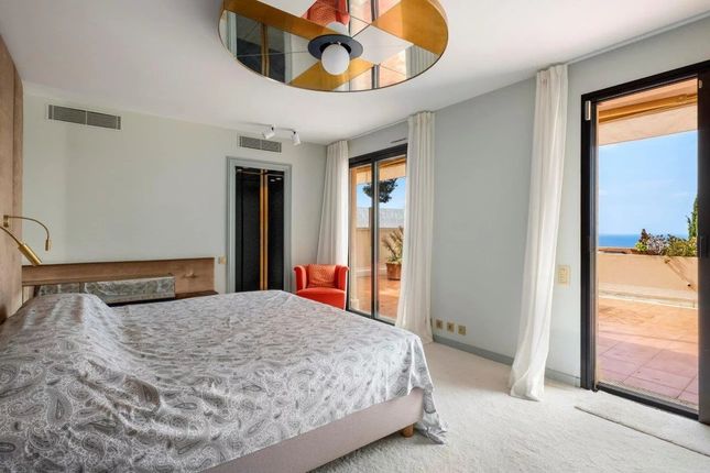 Apartment for sale in Cap-D'ail, Provence-Alpes-Cote D'azur, 06320, France