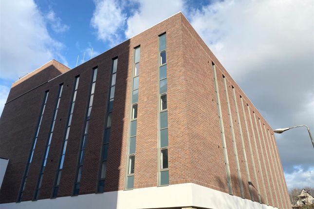 Studio flat on Apartment 84, Sky Gardens, 16, Crosby Road North, Liverpool, £750/mo