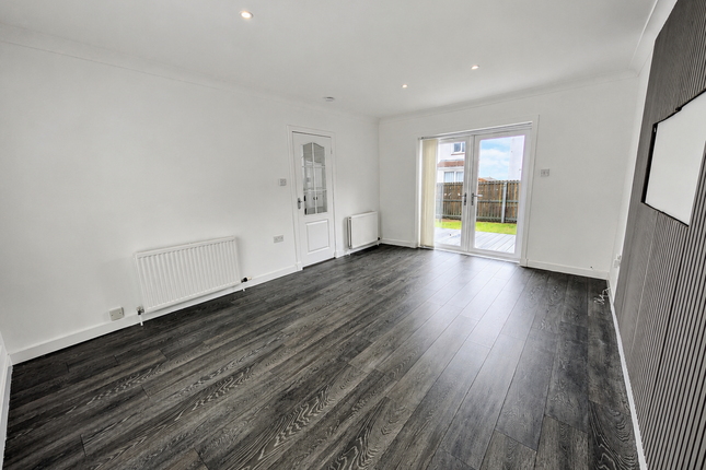 37, Cambuskeith Road, Stevenston photo 4