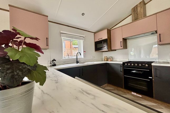 Plot 27 - Willerby Boston Lodge at Docker Holiday Park, Carnforth LA6 1AR, Carnforth photo 4