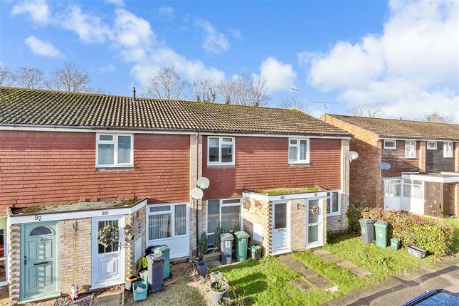 2-bed terraced on Tanyard Way, Horley, £350,000