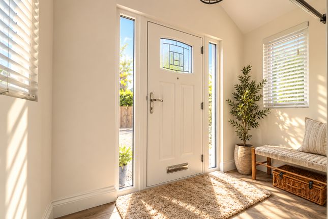 11, Raewood Avenue, Deeside photo 4