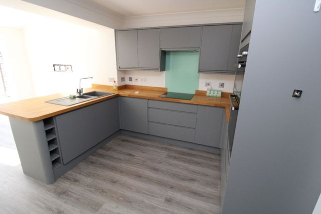 16 Chester Place, Chelmsford photo 4