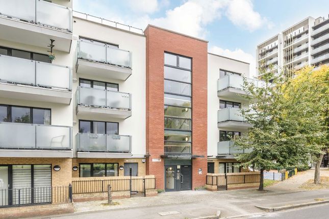 1-bed flat on Flat 4, 17, Robsart Street, London, £350,000