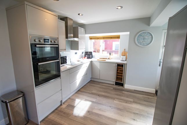 24, Highland Road, Bolton photo 5
