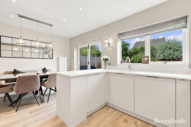 25, Quilters Drive, Essex photo 2