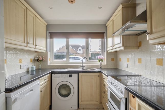 4, Pennys Meade, Ilminster photo 2