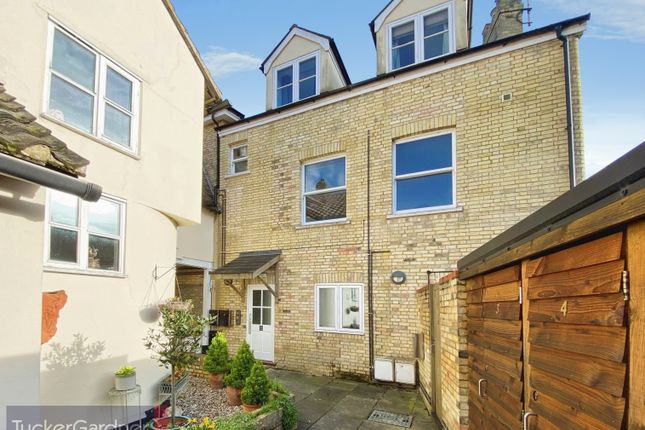 Flat 3, Cambridge photo 3