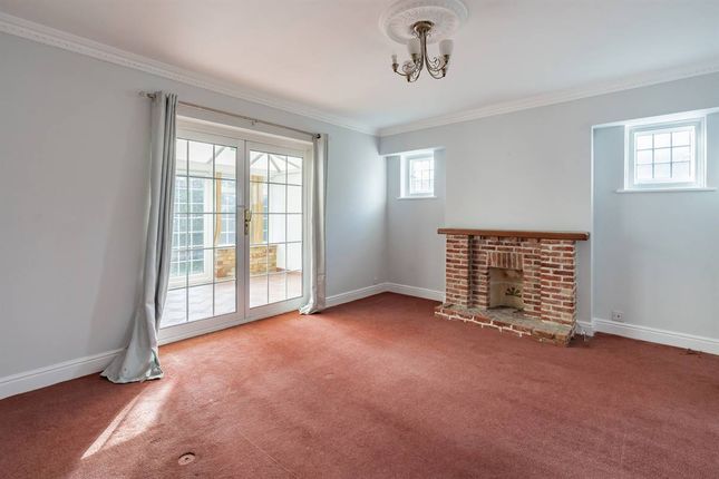 24, Kingsdown Park, Whitstable photo 2