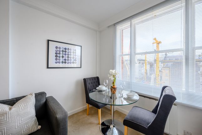 39, Hill Street, London photo 4