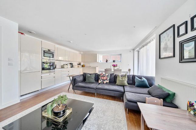 55 Clement Court, Letchworth Road, Stanmore photo 3