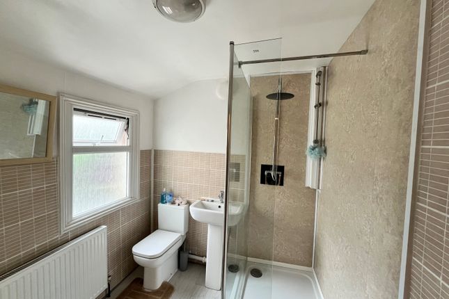 13 Caledonian Road, Brighton photo 5