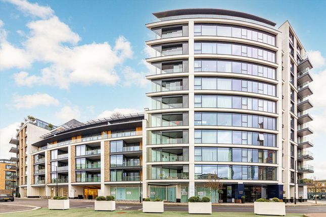 1-bed flat on B53, Lighterman Towers, 1, Harbour Avenue, Chelsea, £995,000