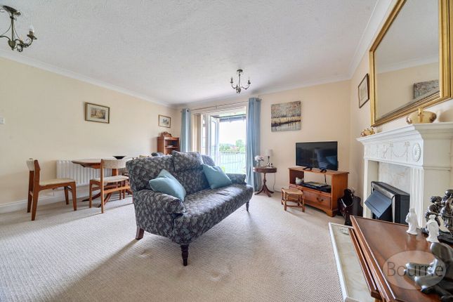 Flat 20, Heath Court,, Sussex Road, Petersfield photo 2