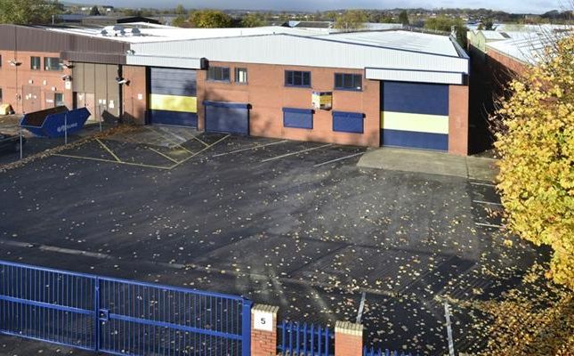 Light industrial to let in Unit C, Confederation Park, Lowfields Road, Leeds