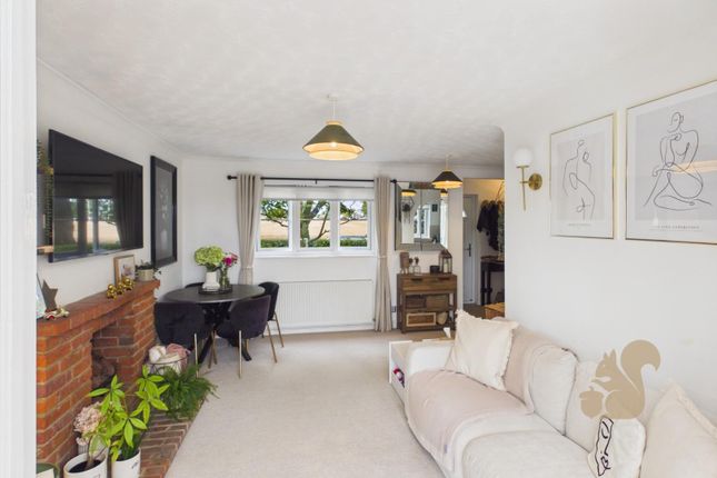 26, Chestnut Walk, Felsted photo 4