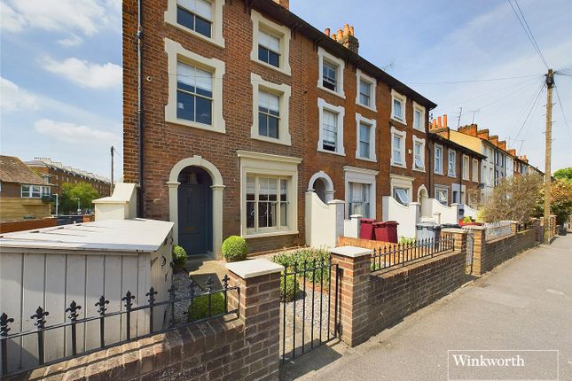 End terrace house to rent in Watlington Street, Reading