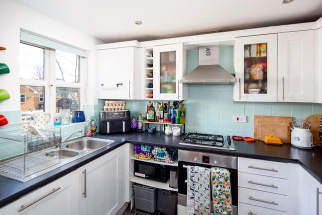 6, Rowan Close, Bicester photo 2